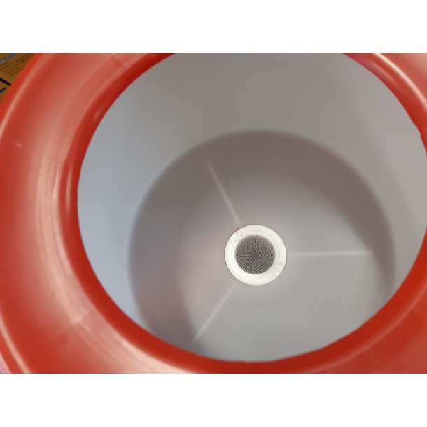 Entonnoir eau et carburant flottant et anti refoulement avec filtre.