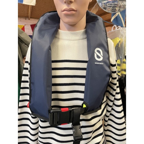 Gilet gonflable Ocean Safety XF auto sans harnais - Bleu marine Gilet gonflable Ocean Safety XF auto sans harnais - Bleu marine