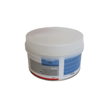Mastic polyester armé