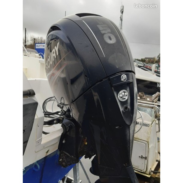 Bayliner Trophy 2002 Walkaround Moteur 150CV
