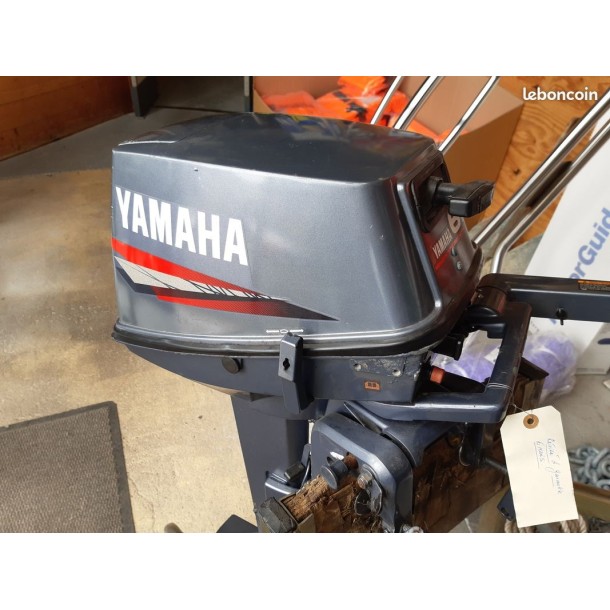 Moteur Yamaha 6CV 2 Temps Bicylindres